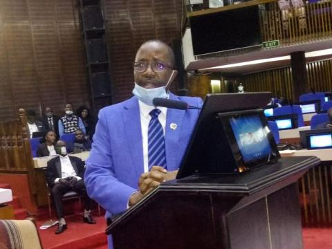 Minister of Information presenting the repeal