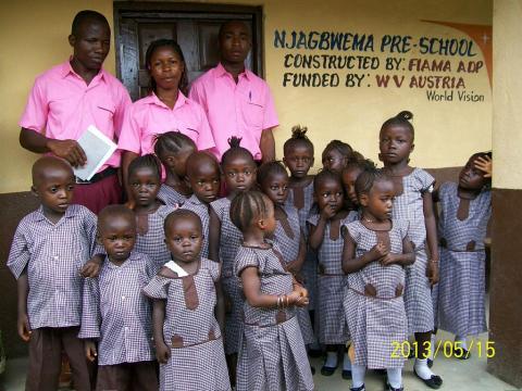 Teachers and pupils of Fiama preschool Kono