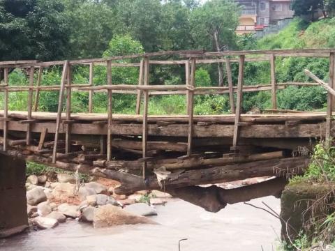 The dilapidated Kamayama Bridge